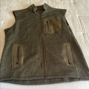 Kuiu Mens Basecamp Vest Olive Heather